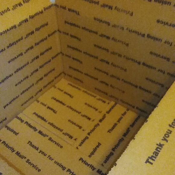 Poshmark Size Small Ladies Mystery Box - Picture 2 of 2